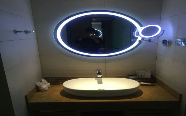 Lavande Hotel Kunming Hi-tech Zone
