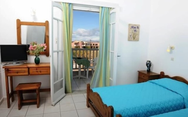 Kamaria Apartments