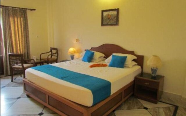 Hotel Surya Vilas Palace