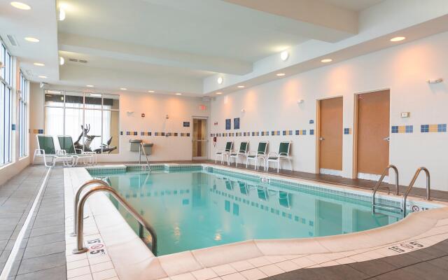 Holiday Inn Aurora North - Naperville by IHG