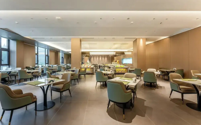 Holiday Inn Jiuhua Mountain Hot Spring by IHG