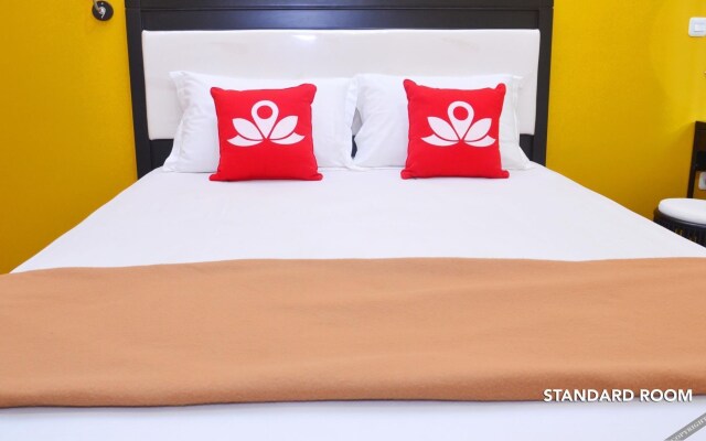 Zen Rooms Anjani Galaxy Mall Syariah - Hostel