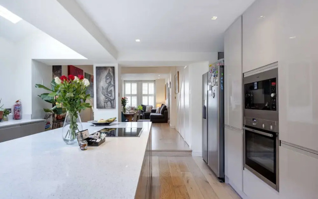 Spacious Hammersmith Family Home