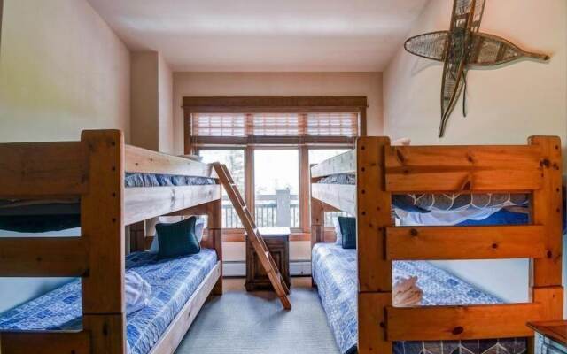 Premier 4 Bedroom Ski in, Ski out Lone Eagle Condo With the Best Access to Skiing in Keystone