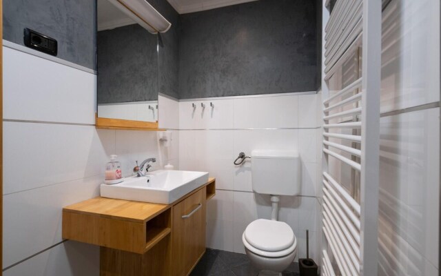 Stunning Home in Medulin With Wifi and 4 Bedrooms