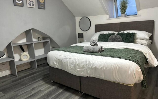 Stunning Studio Apartment in Newport