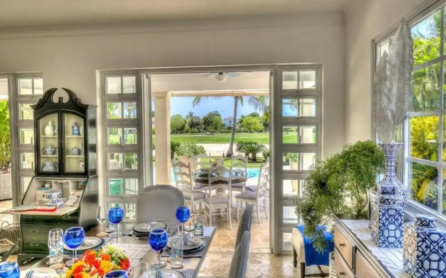 Sunny Vacation Villa 78