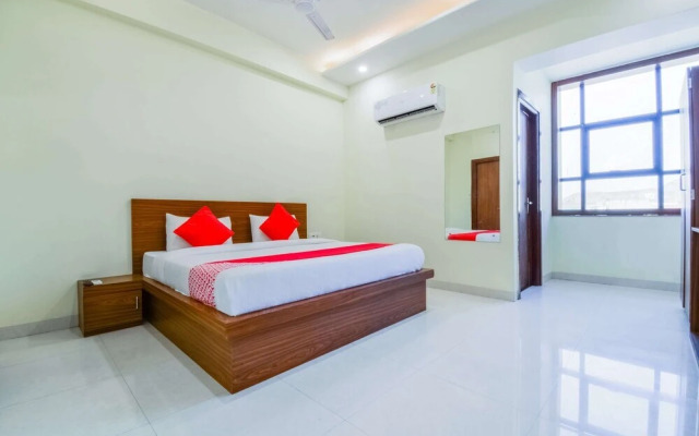 Mark Inn by OYO Rooms