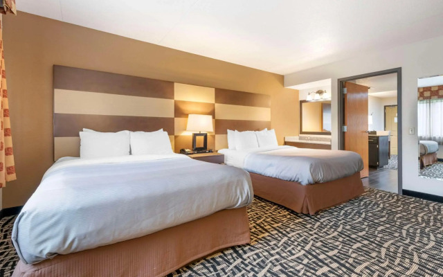 Quality Inn & Suites Mayo Clinic Area
