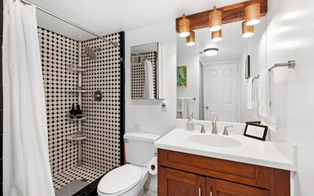 Ilikai Hotel Studio