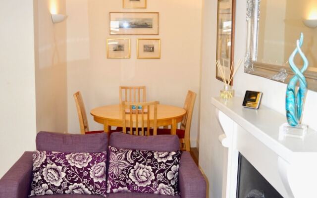 Cosy 1 Bedroom In Central Location