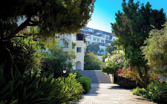 Portemilio Hotel And Resort