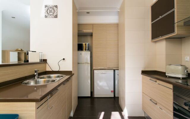 ALTIDO Charming Patio