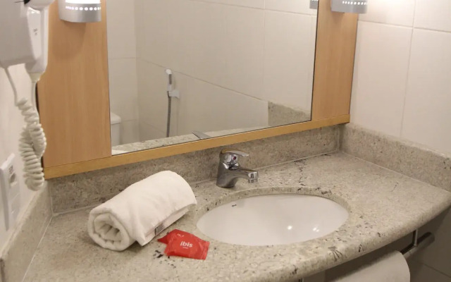 ibis Montes Claros Shopping