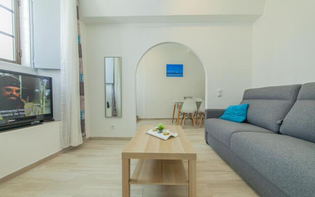 B21 - Oliveira Cozy Flat