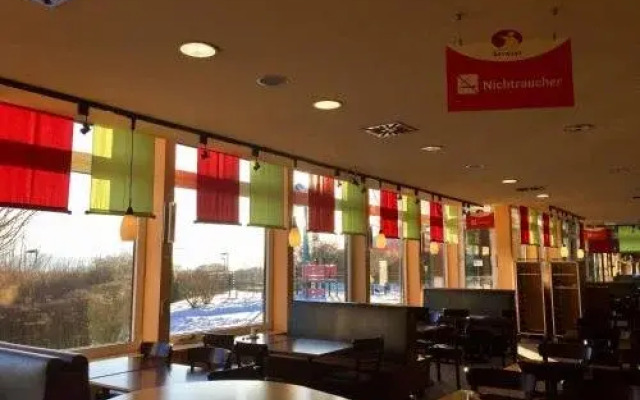 Serways Raststätte Bad Camberg West