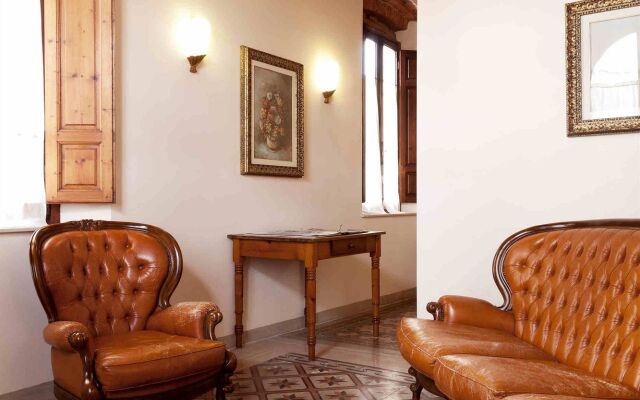 Hotel Savoia E Campana