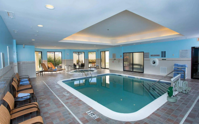 Courtyard by Marriott Raynham