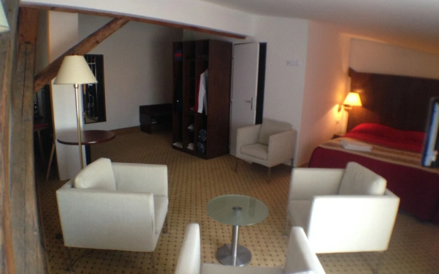 Hotel U Cerneho Orla