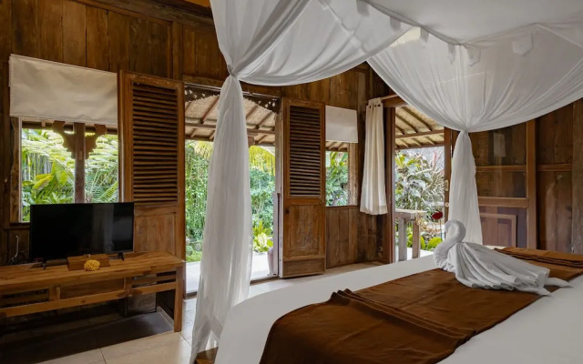 Moringa Ubud Villa