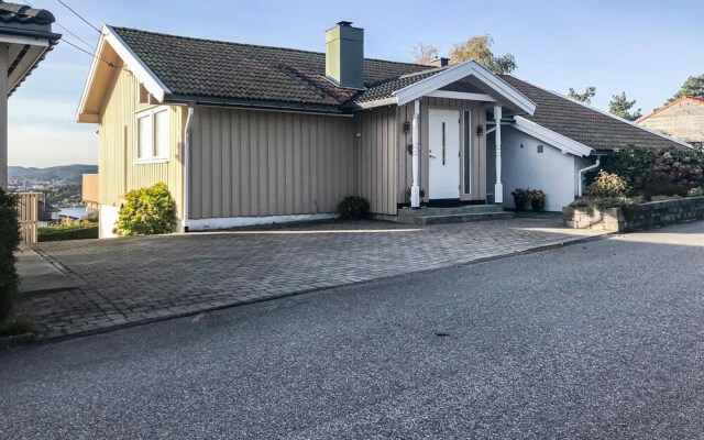 Nice Home in Kristiansand With 4 Bedrooms and Wifi