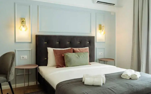 Bright 2BR Apartment - Top Location - City Balcony