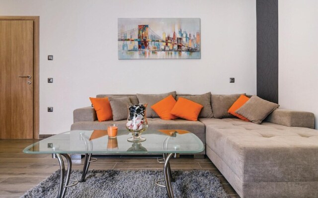 Awesome Home in Trogir with WiFi, 3 Bedrooms & Hot Tub