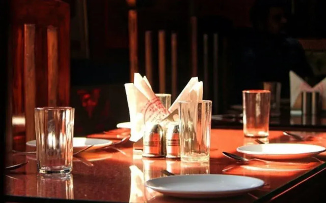 Hotel Lal Qila