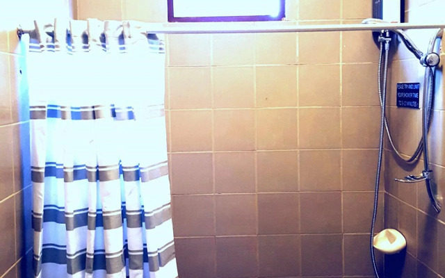 Asia Blue The Tavern Hacienda - Hostel