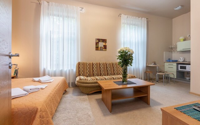 Valensija Studio Apartment Hotel