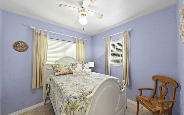 Egret Beach House - Two Bedroom Home