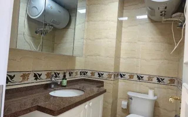 Changchun Light Luxury Banshan Hot Spring Homestay