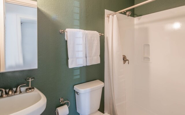 4BR Home in Tempe near ASU by WanderJaunt