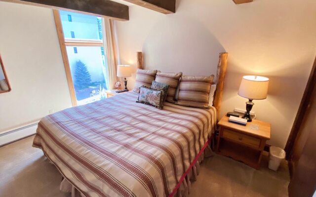 #205 Vail International