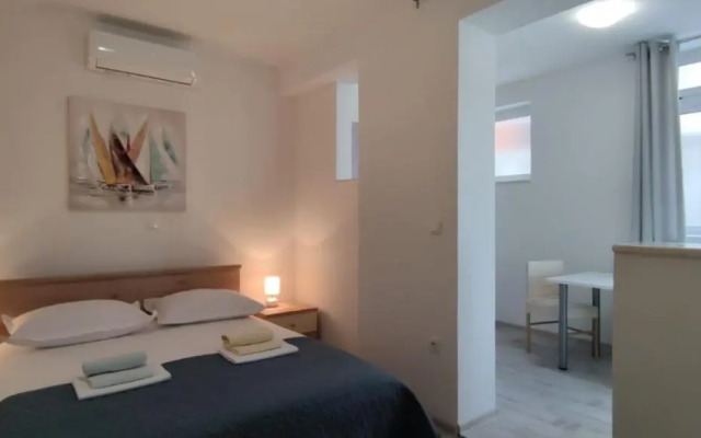 Studio apartman Ana