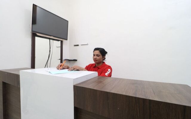 Oyo 39638 Hotel Indigo