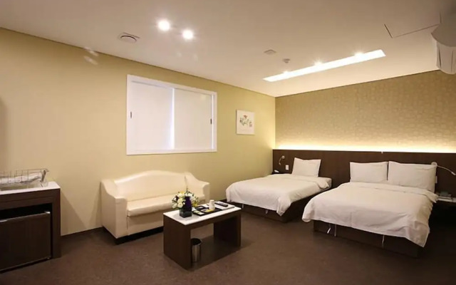 Honors Hotel