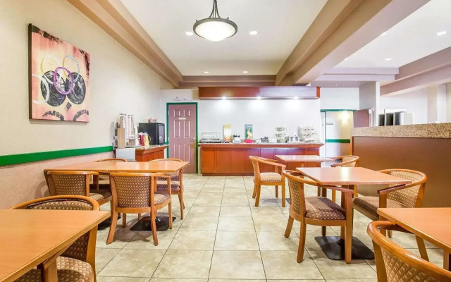 Quality Inn & Suites