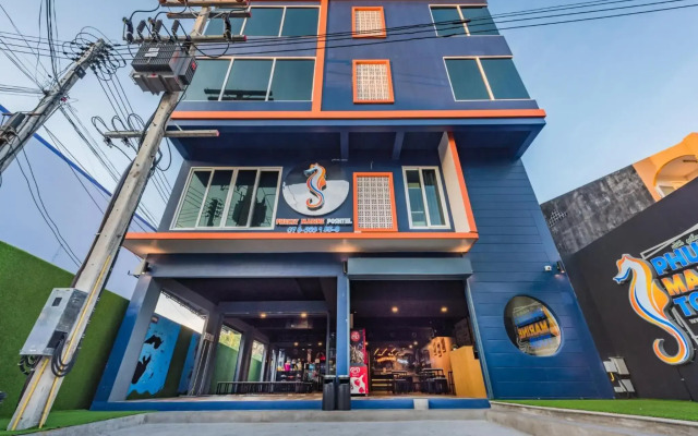 Phuket Marine Poshtel (SHA Plus+)