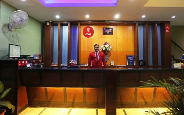 OYO 8178 Hotel Saket