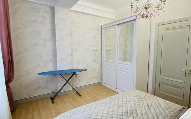 Апартаменты на улице М. Халилова 22