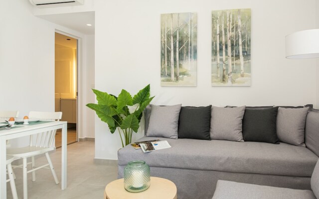 Cozy Corner Luxury Apartments