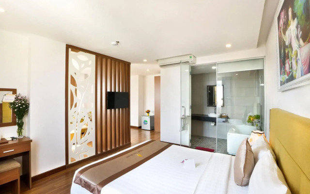 Ngoc Lan Hotel