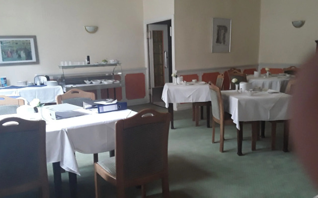 Schloss Hotel Benrath