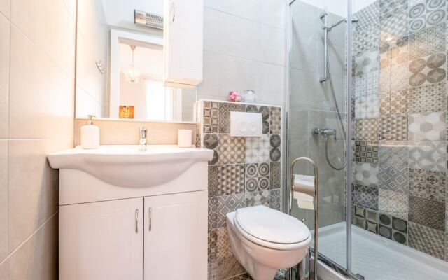 Old City Studios 2 - Adults only