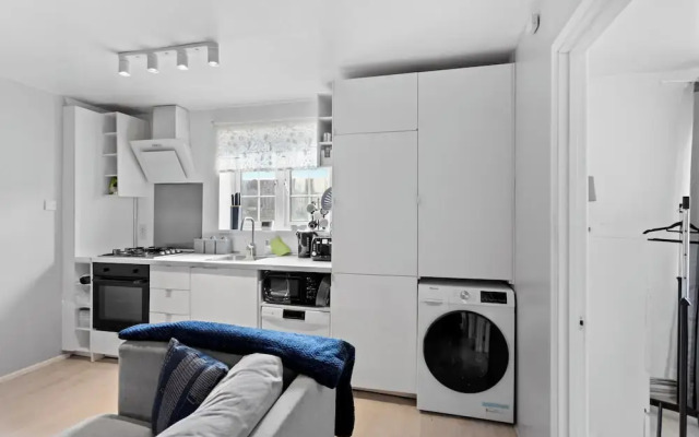 Cozy 2 Bed Apartment Close to Lcy & Excel