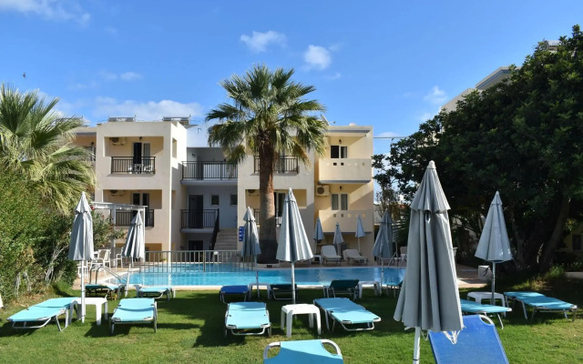 Sunshine Studios & Apartments