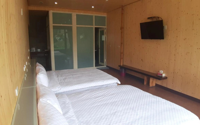 Green incense Homestay