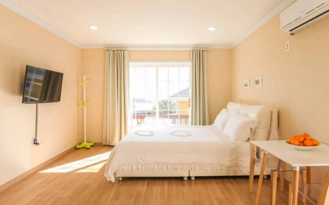 Jubilee Chalet