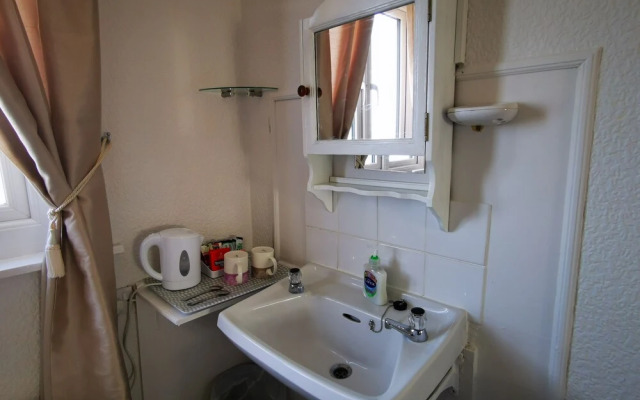 The Thoresby Guest House Scarborough